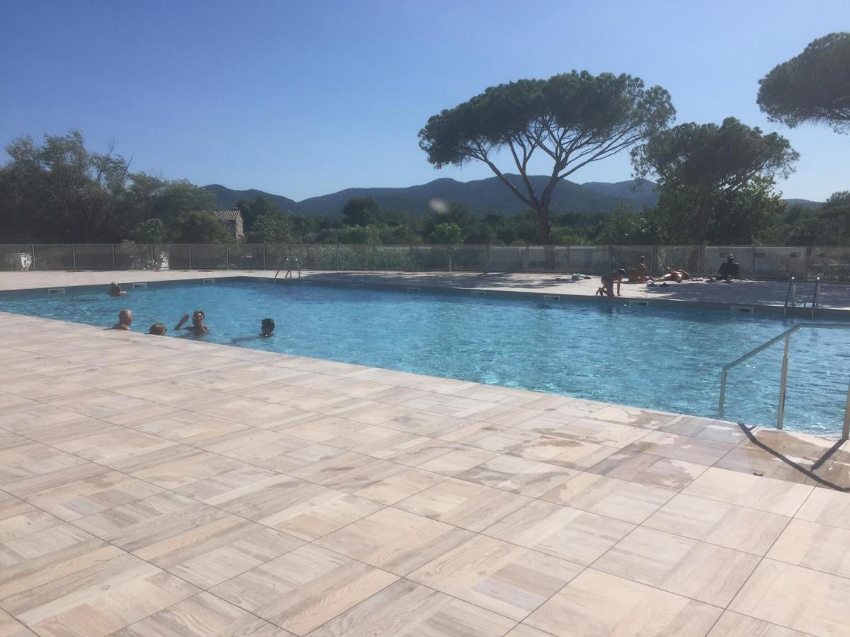 Appartement neuf moderne avec piscine Puget-sur Argens Extérieur photo